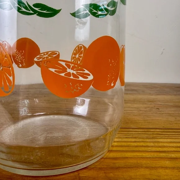Vintage Anchor Hocking Juice Jug | Citrus Carafe with Oranges & Leaves | 1970s - Picture 12 of 15